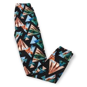 2 for $10 Feather Pattern Leggings M/L